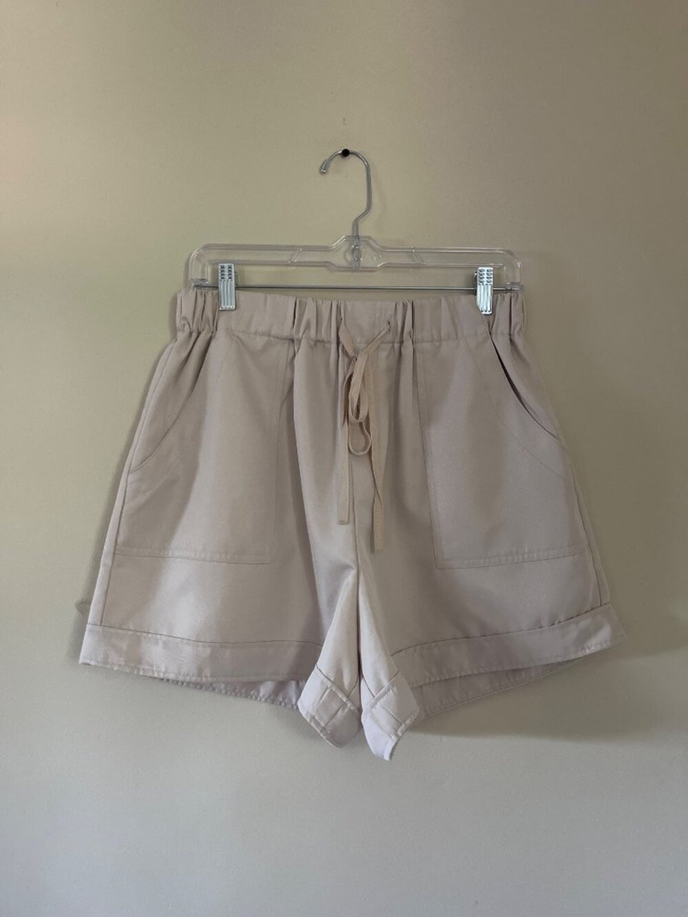 Zenana Womens Large Light Beige High Waisted Utility Shorts Elastic Waist Pocket